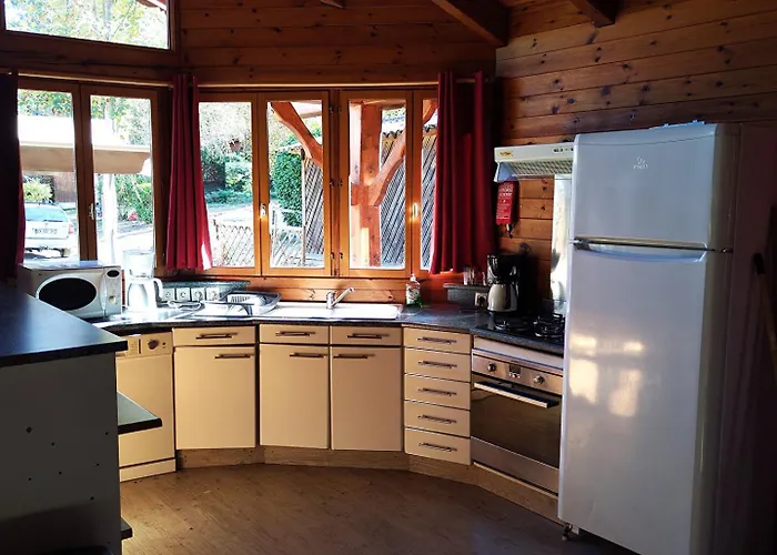 Spacieux 15 Places Alpehytte Arlos